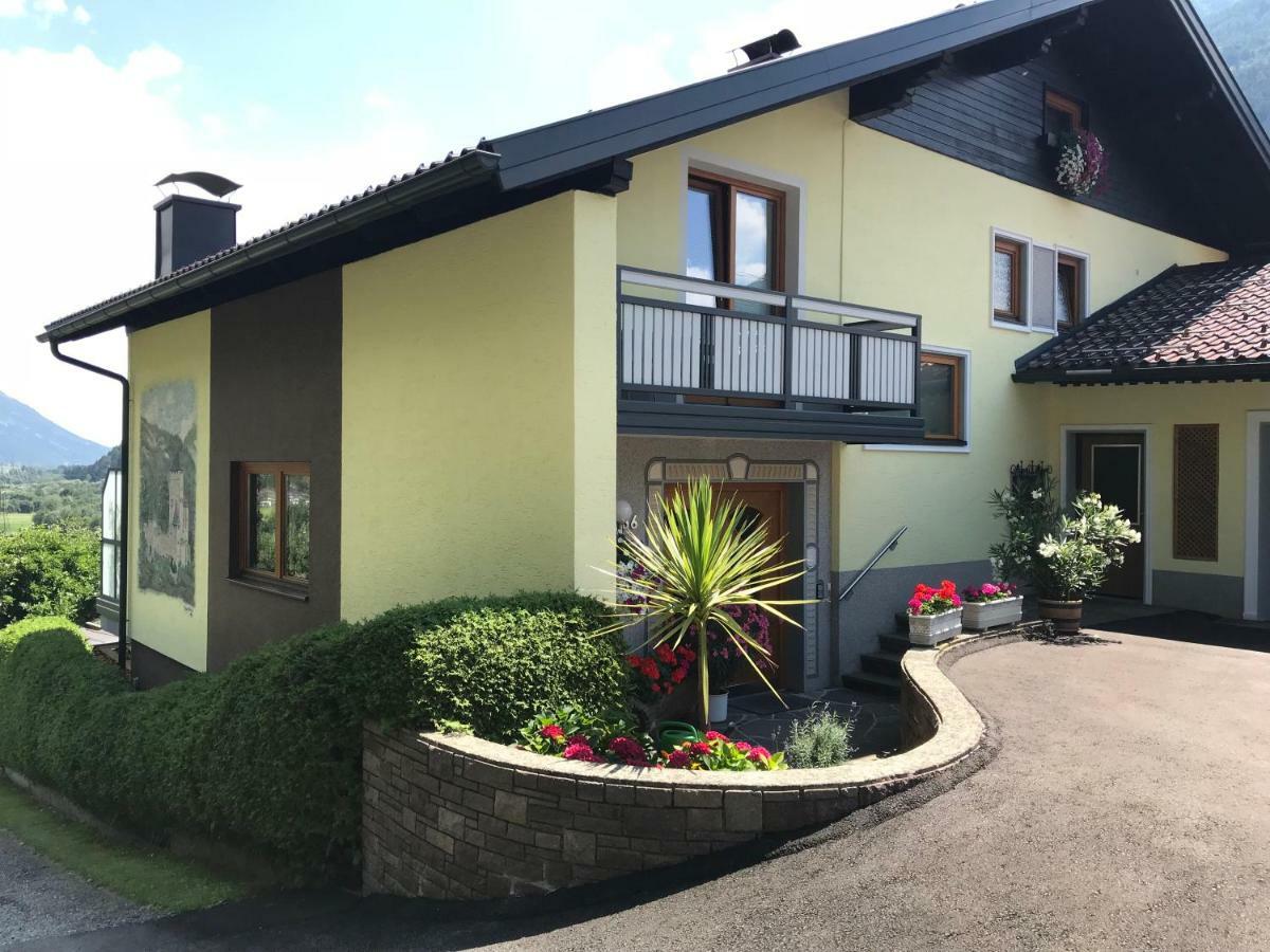 Gaestehaus Dullnig Obervellach Exterior foto